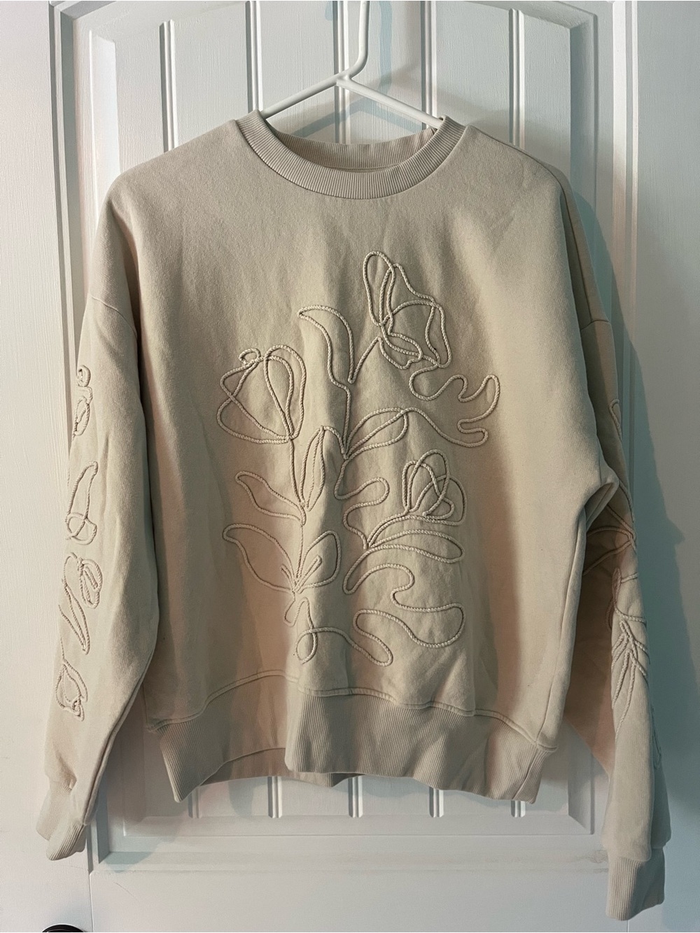 Simons Cream Embroidered Crew Sweatshirt